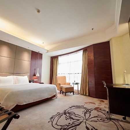 Foshan Jinlai Holiday Hotel Экстерьер фото