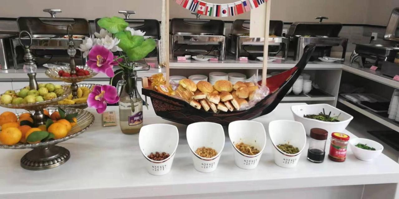 Foshan Jinlai Holiday Hotel Экстерьер фото