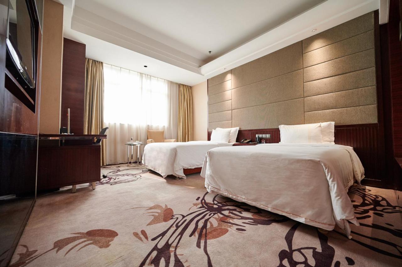 Foshan Jinlai Holiday Hotel Экстерьер фото