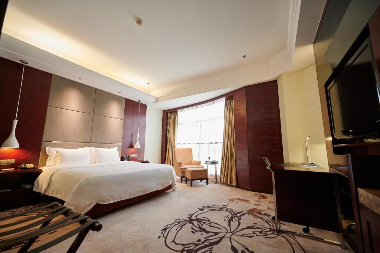 Foshan Jinlai Holiday Hotel Экстерьер фото