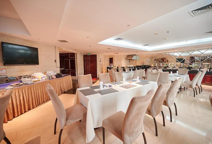 Foshan Jinlai Holiday Hotel Экстерьер фото