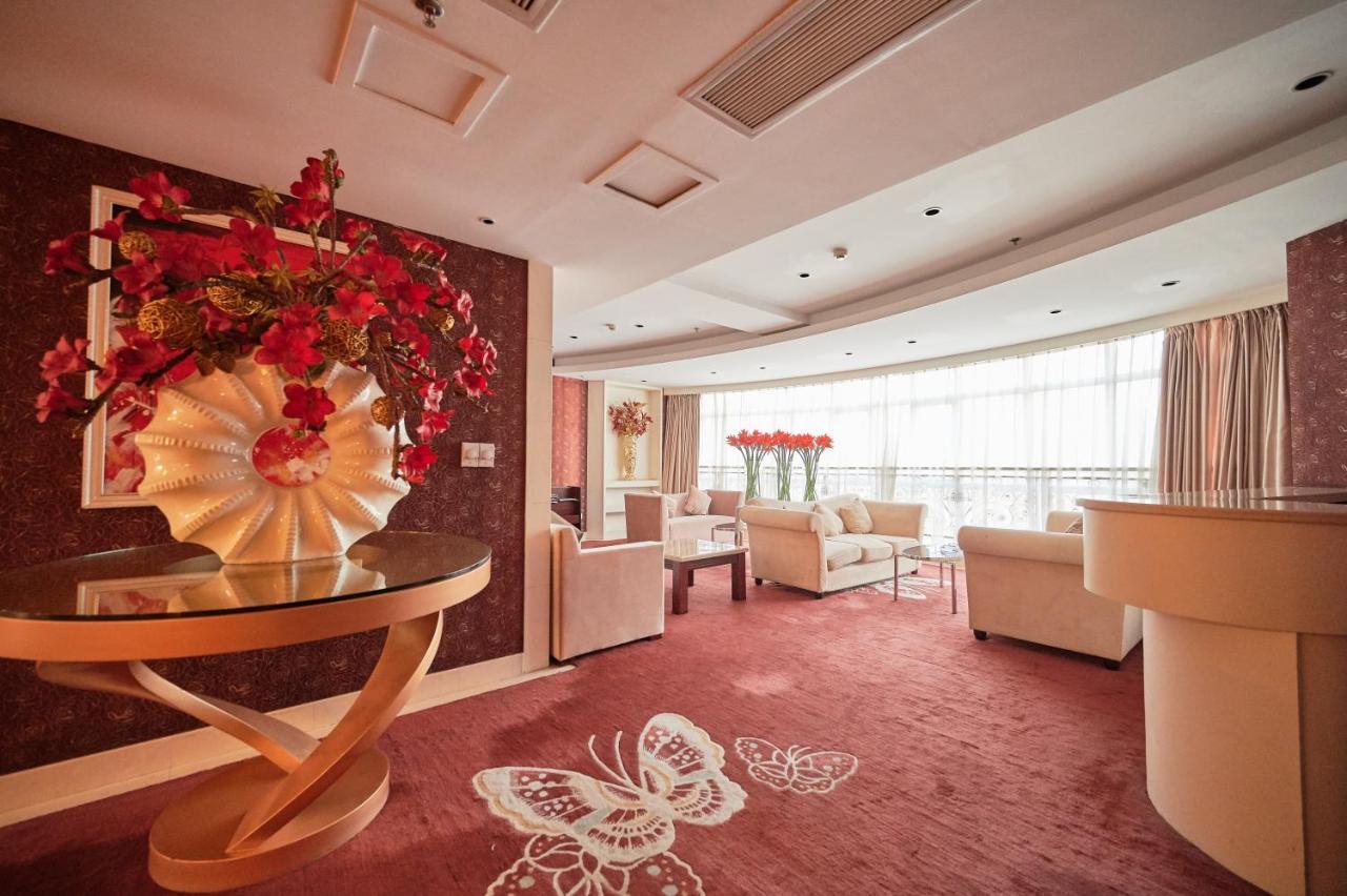 Foshan Jinlai Holiday Hotel Экстерьер фото